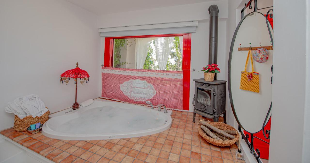 Villa Taraca Alacati Romantik Otel (Adults Only) Ngoại thất bức ảnh