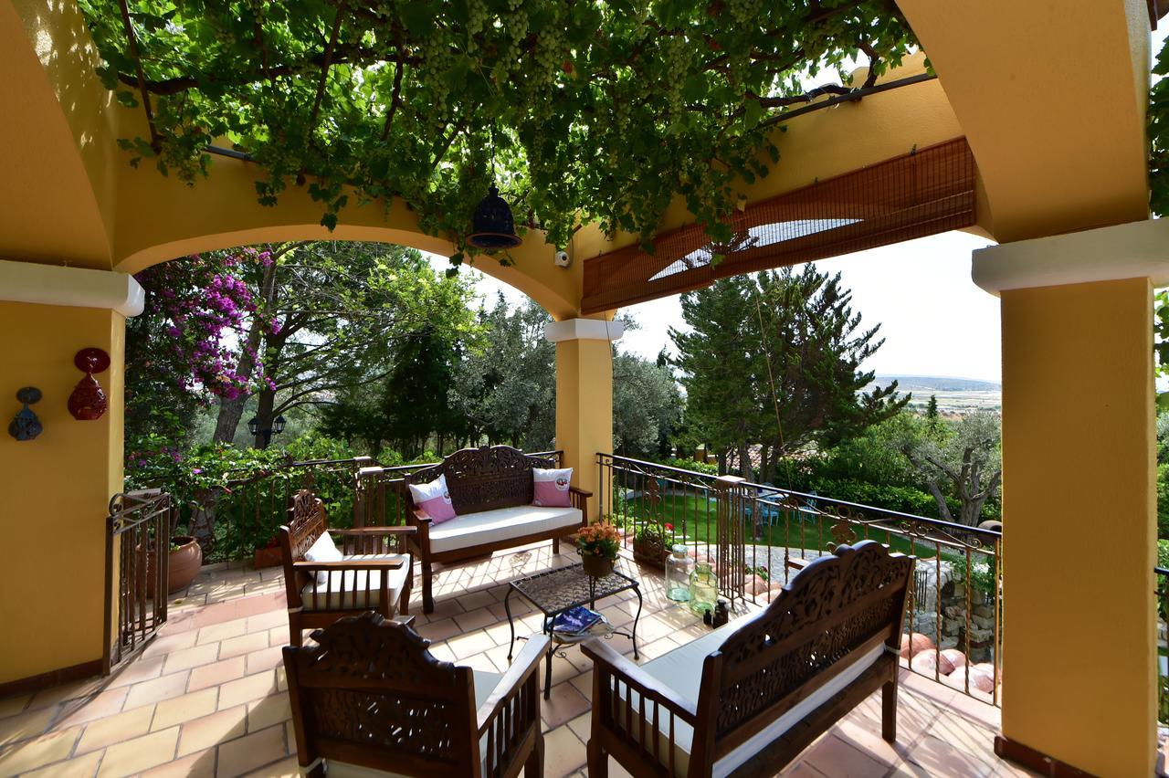 Villa Taraca Alacati Romantik Otel (Adults Only) Ngoại thất bức ảnh