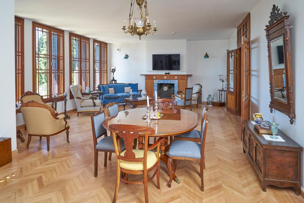 Villa Taraca Alacati Romantik Otel (Adults Only) Ngoại thất bức ảnh