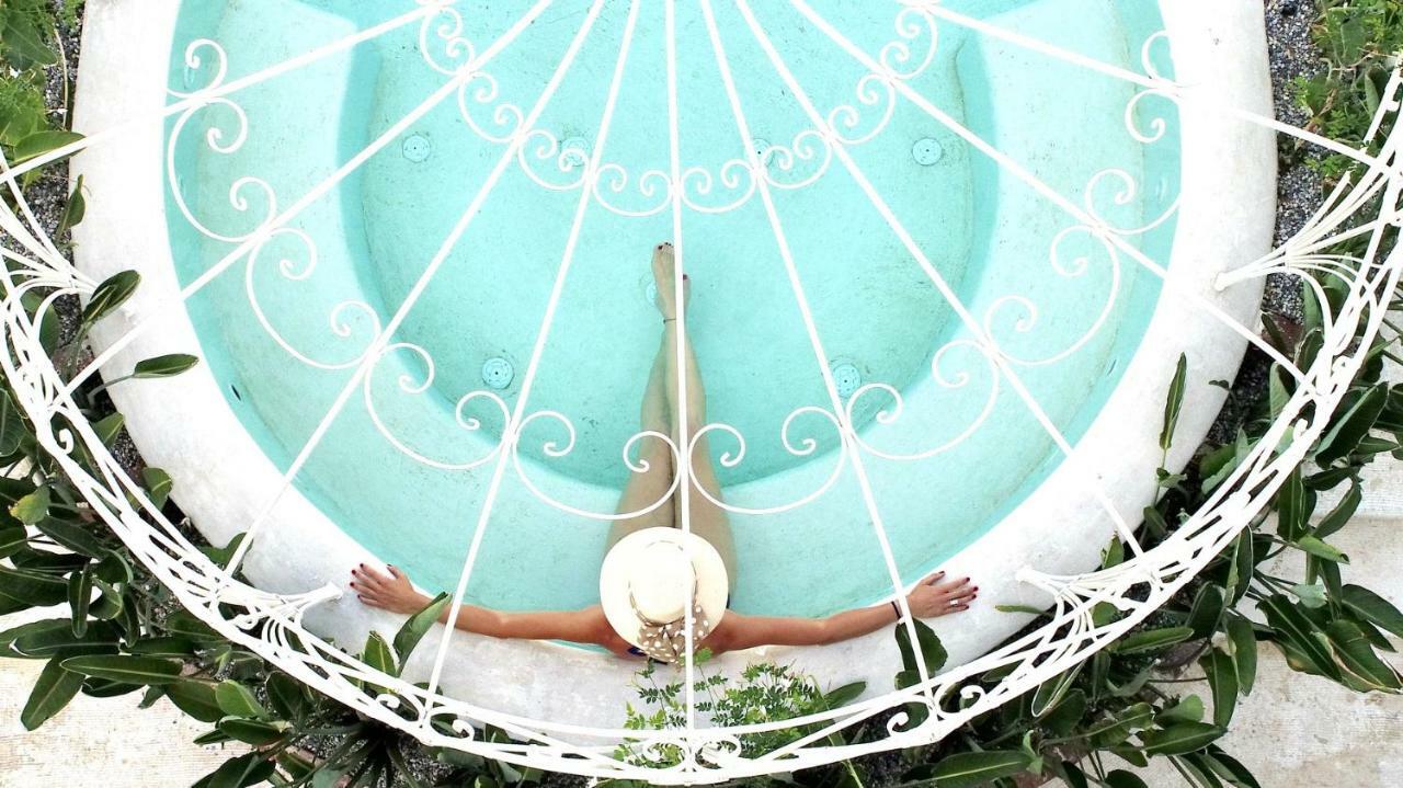 Villa Taraca Alacati Romantik Otel (Adults Only) Ngoại thất bức ảnh