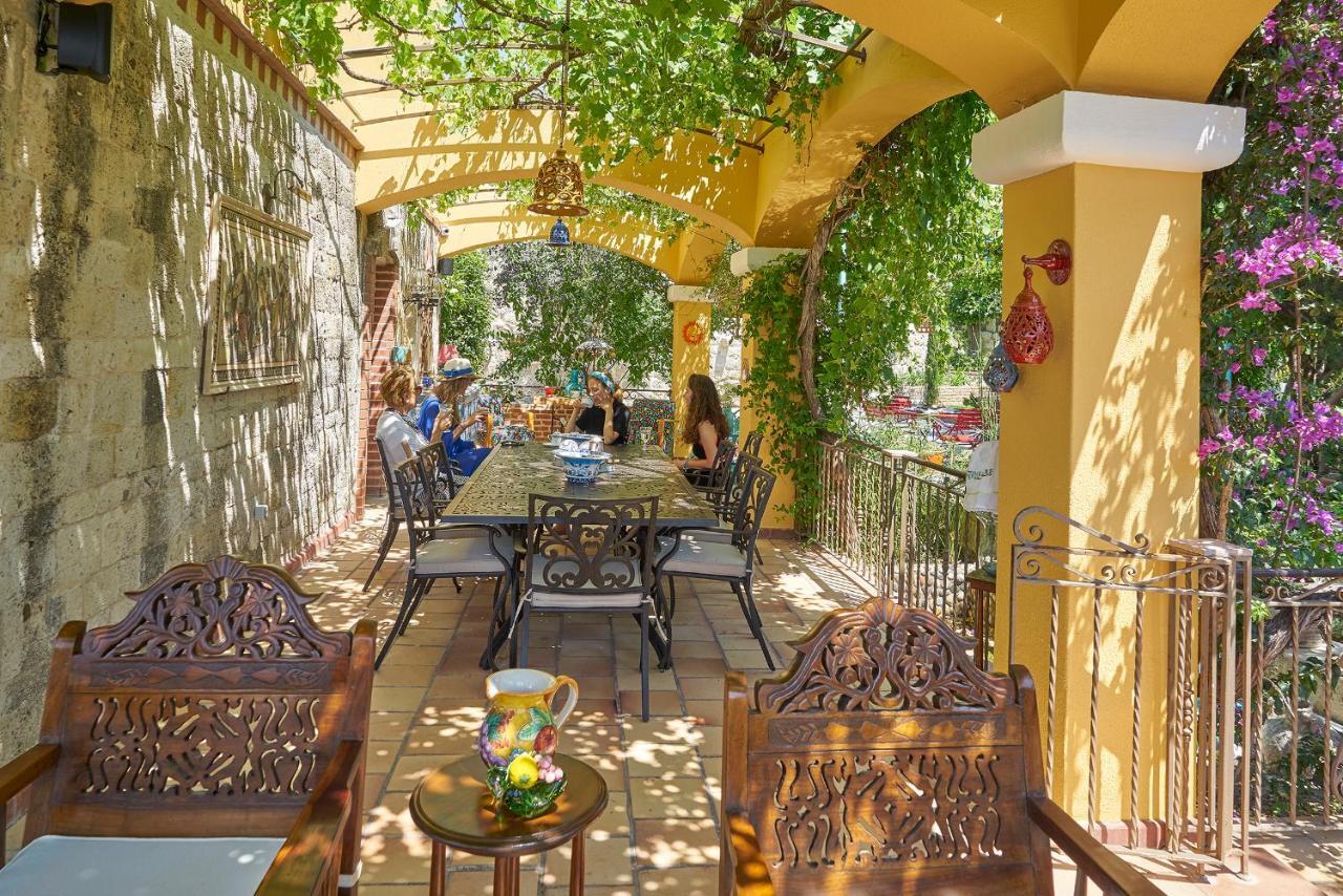 Villa Taraca Alacati Romantik Otel (Adults Only) Ngoại thất bức ảnh